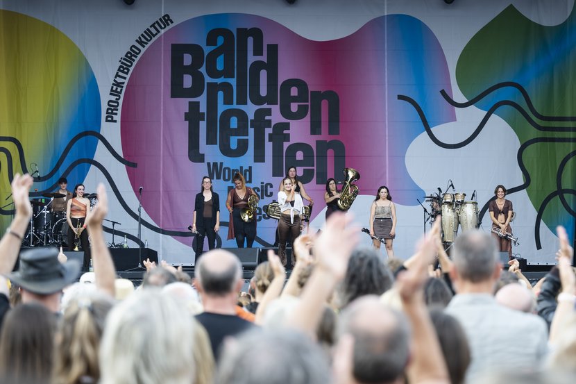 Balkan Paradise Orchestra (ESP/Cat.)